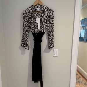NWT Diane vonFurstenberg Chic Black and White Patterned Dress